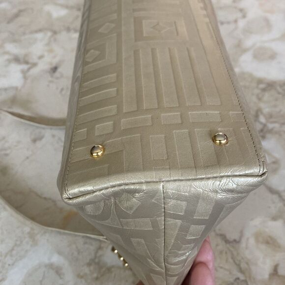 Vintage 80’s Due Fratelli Embossed Monogrammed Leather Chain Strap Shoulder Bag - Picture 7 of 12